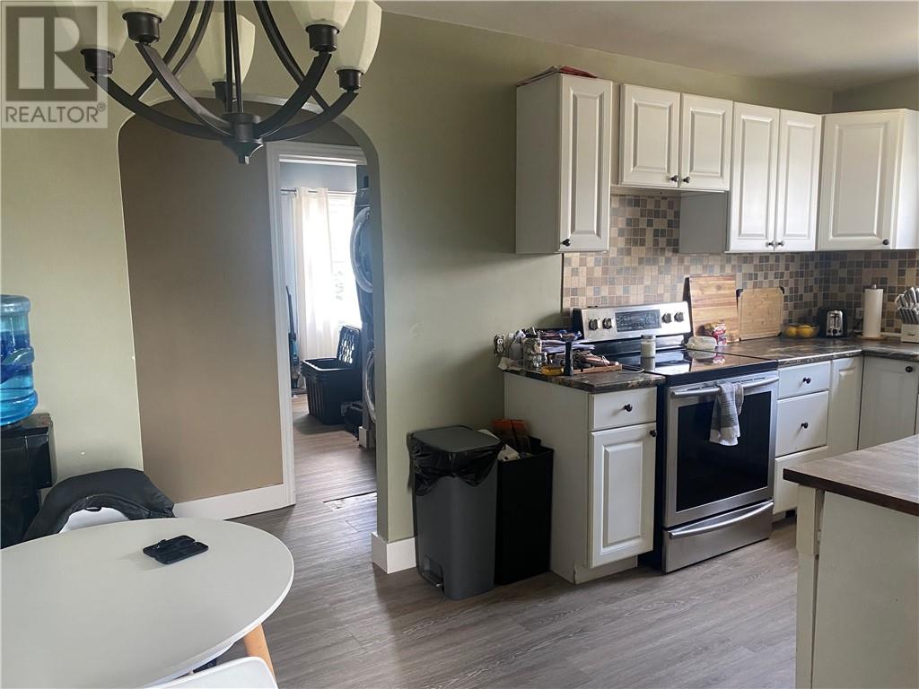 3045 Falconbridge Highway Unit# Main Floor, Garson, Ontario  P3L 1J4 - Photo 3 - 2129520