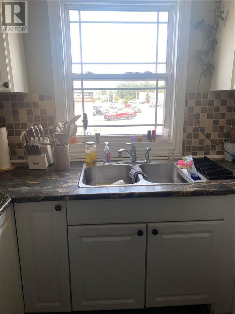 3045 Falconbridge Highway Unit# Main Floor, Garson, Ontario  P3L 1J4 - Photo 5 - 2129520