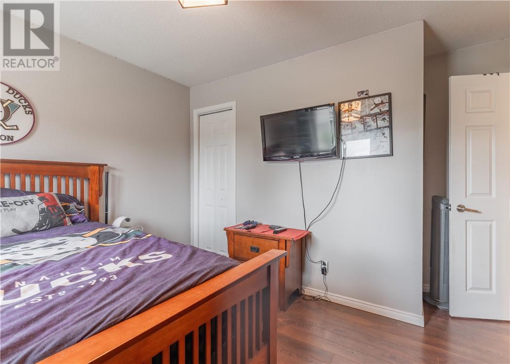 3878 Macmillan Drive, Val Caron, Ontario  P3N 1H9 - Photo 14 - 2129499