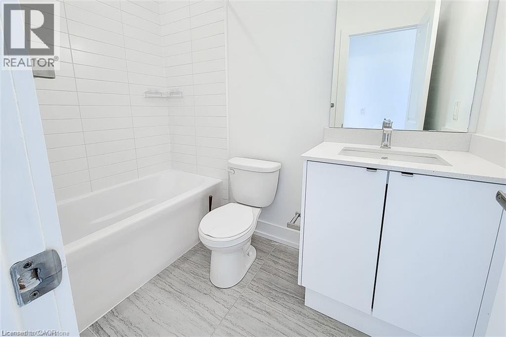5451 Lakeshore Road Unit# 2, Burlington, Ontario  L7L 1E1 - Photo 25 - 40852199