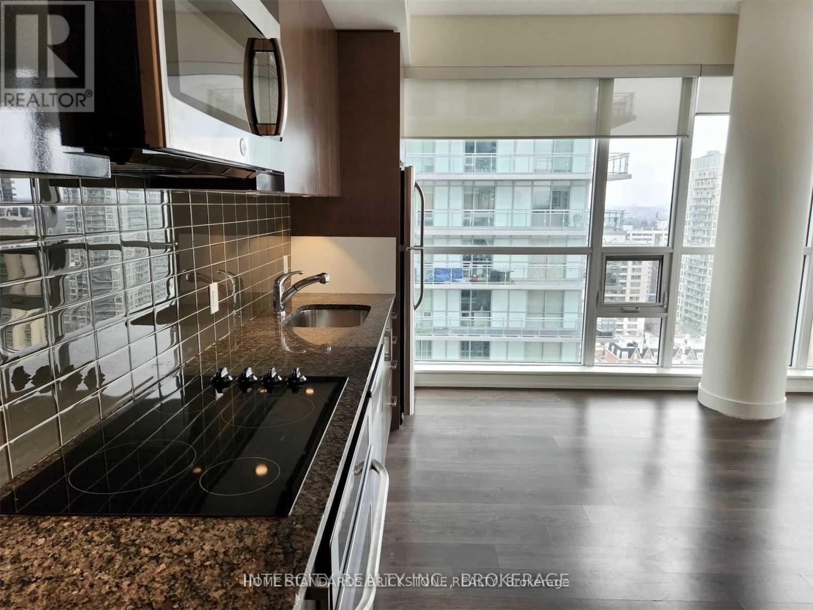 89 - 89 DUNFIELD AVENUE