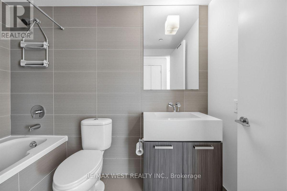 214 - 560 King Street W, Toronto, Ontario  M5V 1M3 - Photo 10 - C13620154