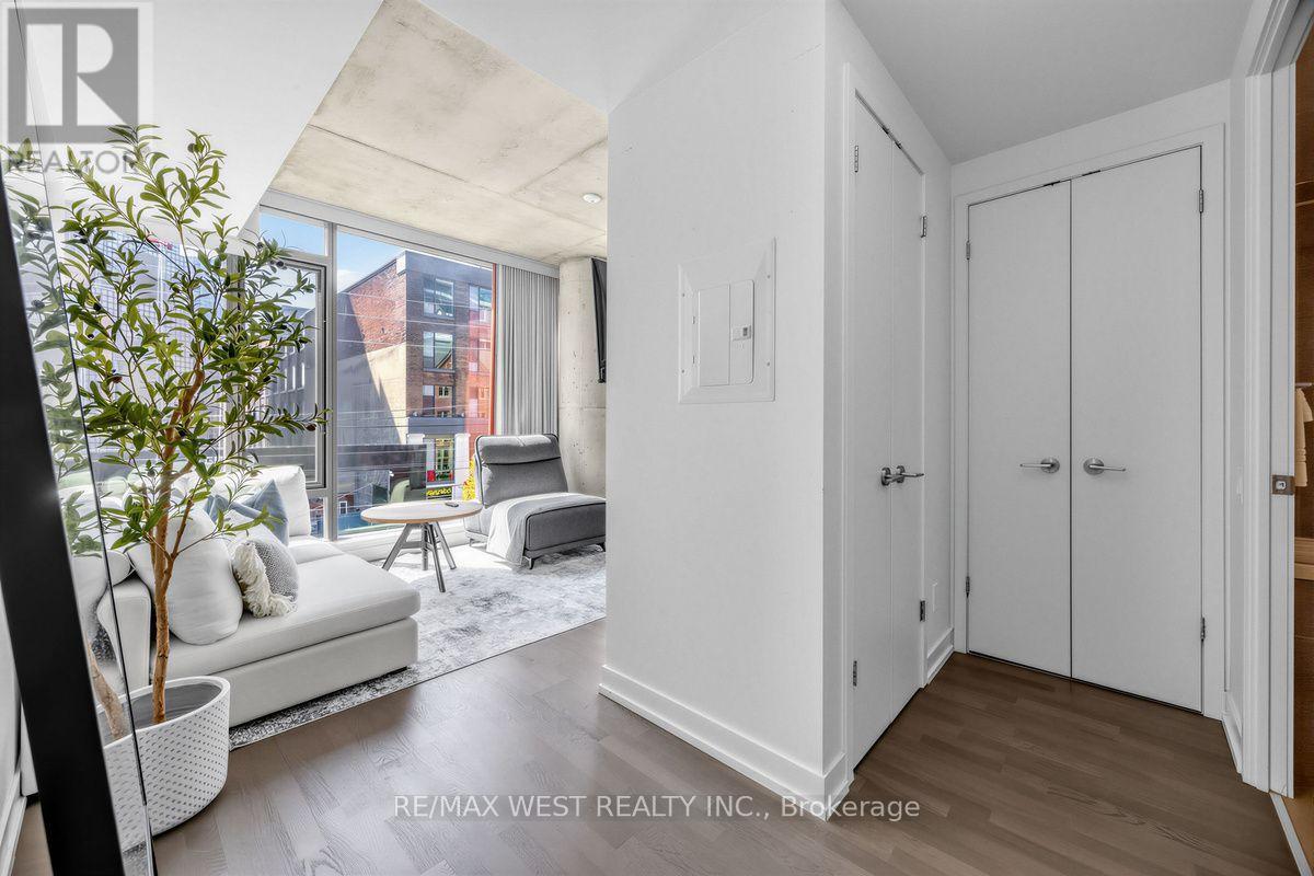 214 - 560 King Street W, Toronto, Ontario  M5V 1M3 - Photo 3 - C13620154