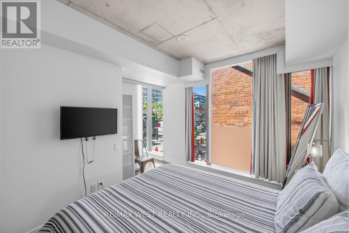 214 - 560 King Street W, Toronto, Ontario  M5V 1M3 - Photo 9 - C13620154