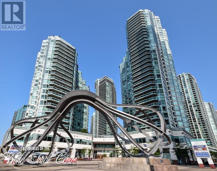 2113 - 10 Yonge Street, Toronto, Ontario  M5E 1R4 - Photo 1 - C13620282