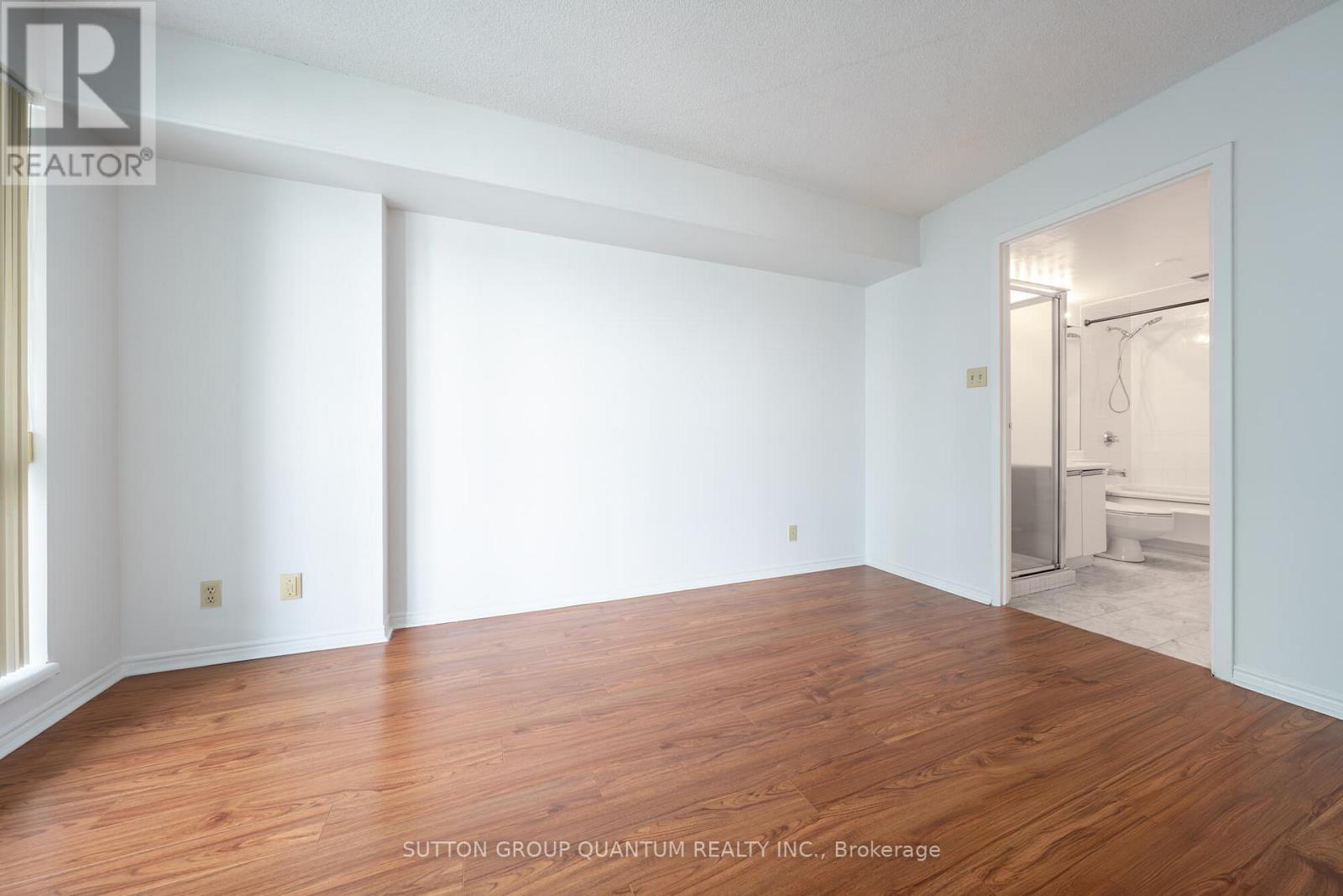 2113 - 10 Yonge Street, Toronto, Ontario  M5E 1R4 - Photo 14 - C13620282