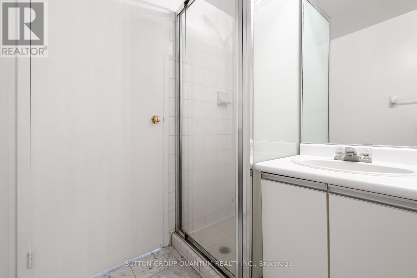2113 - 10 Yonge Street, Toronto, Ontario  M5E 1R4 - Photo 16 - C13620282