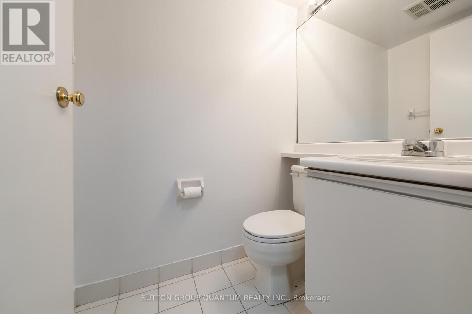 2113 - 10 Yonge Street, Toronto, Ontario  M5E 1R4 - Photo 19 - C13620282