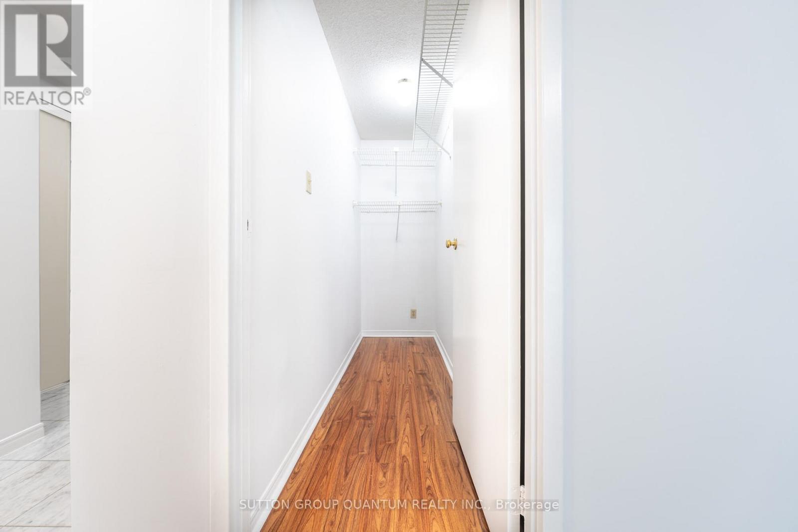 2113 - 10 Yonge Street, Toronto, Ontario  M5E 1R4 - Photo 21 - C13620282
