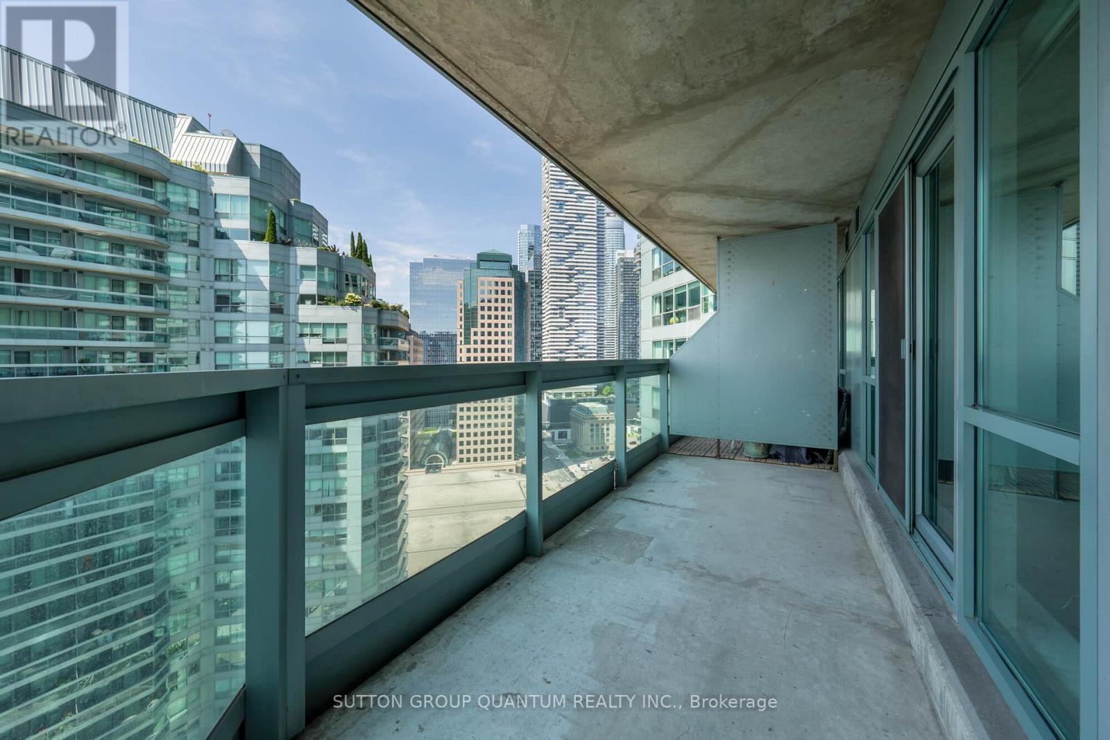 2113 - 10 Yonge Street, Toronto, Ontario  M5E 1R4 - Photo 22 - C13620282