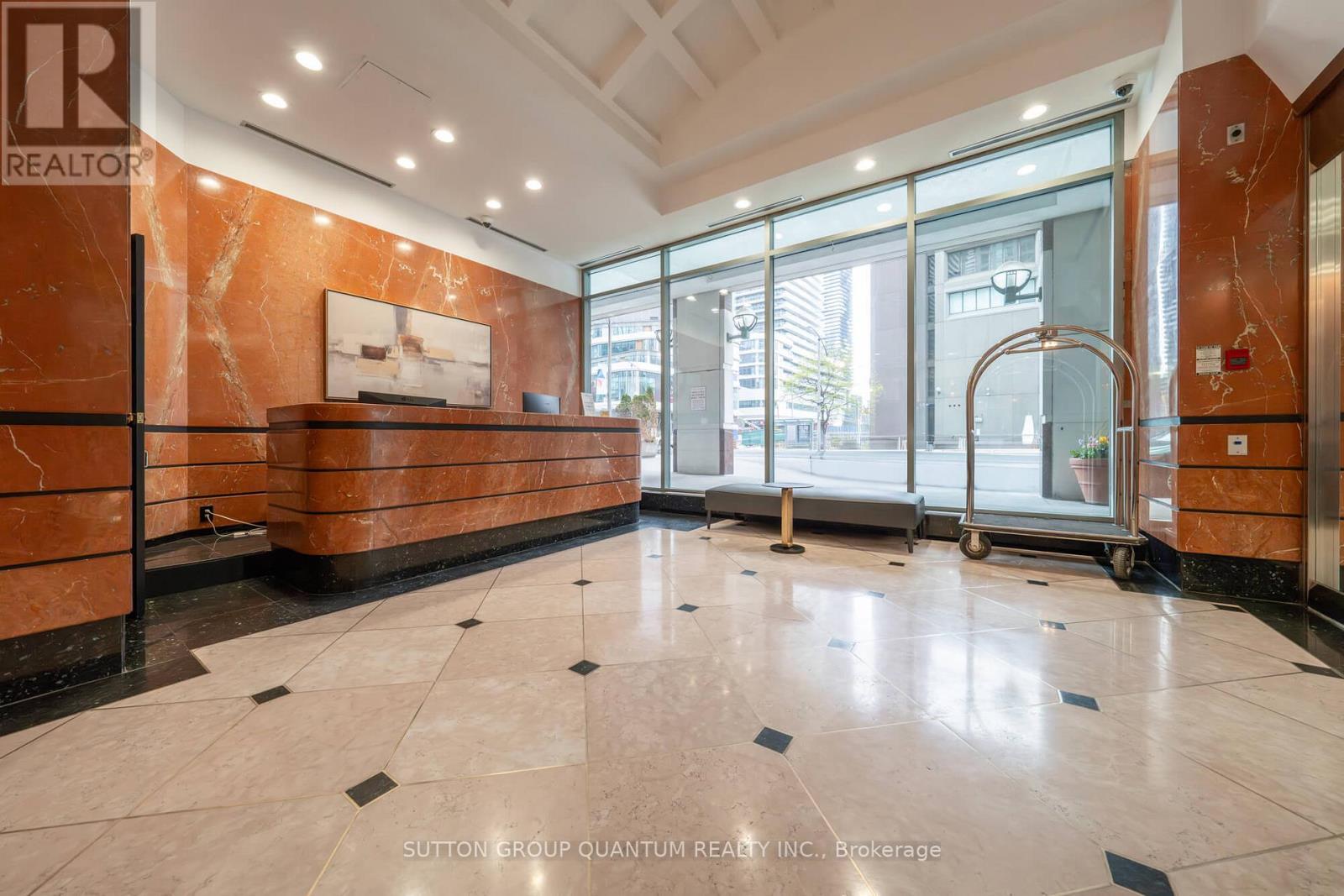 2113 - 10 Yonge Street, Toronto, Ontario  M5E 1R4 - Photo 26 - C13620282
