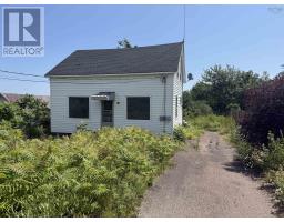 33 South Street, Springhill, Nova Scotia