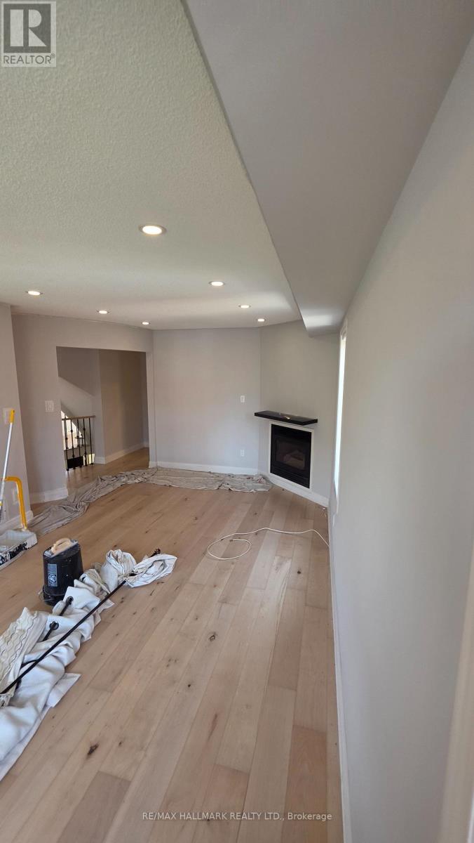 39 Pogson Drive, Whitby, Ontario  L1R 2H9 - Photo 11 - E13620156