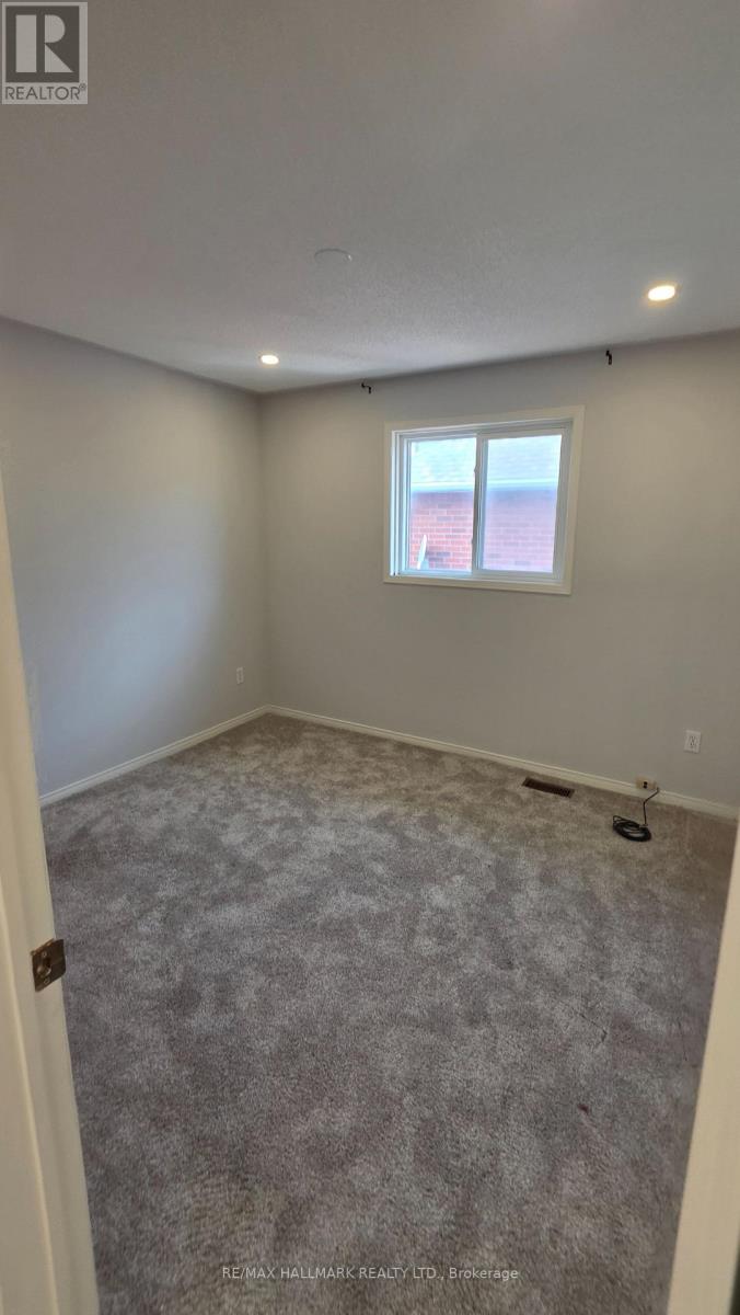 39 Pogson Drive, Whitby, Ontario  L1R 2H9 - Photo 25 - E13620156