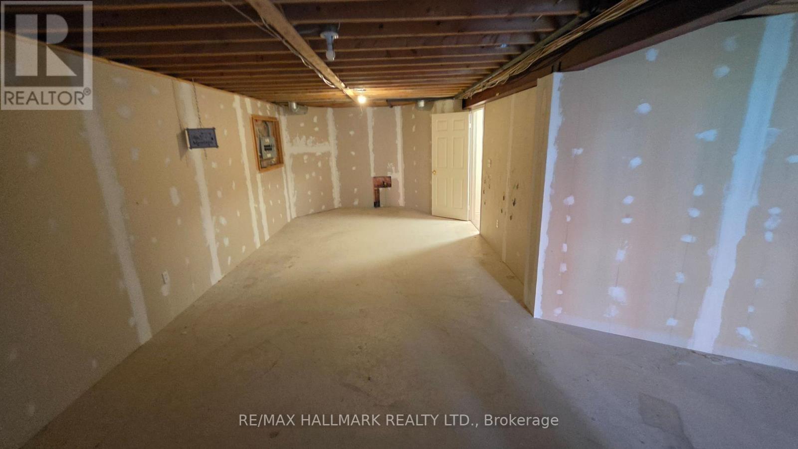 39 Pogson Drive, Whitby, Ontario  L1R 2H9 - Photo 29 - E13620156