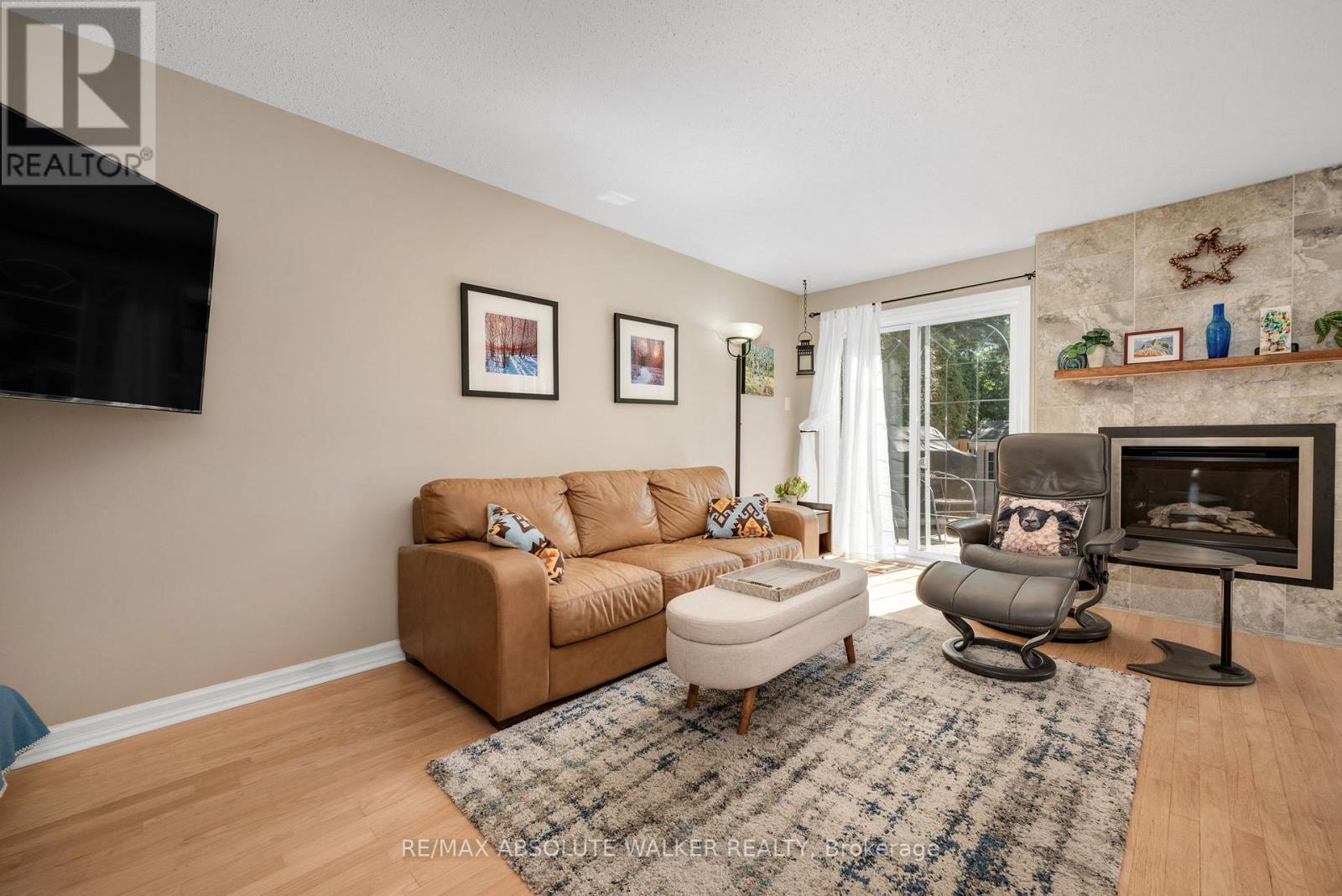 1546 Meadowfield Place, Ottawa, Ontario  K1C 5V9 - Photo 5 - X13620208