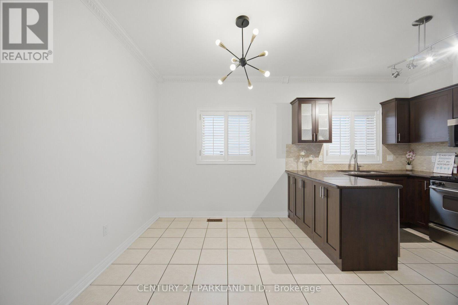 148 Solway Avenue, Vaughan (Maple), Ontario  L6A 2X2 - Photo 9 - N13620232
