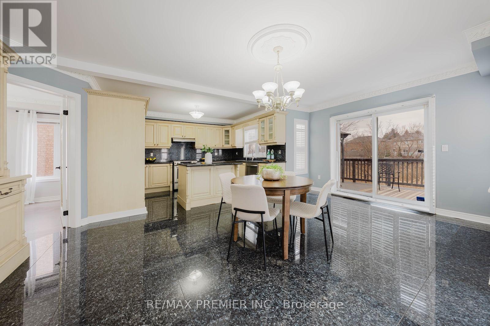 Upper - 16 St Michele Place, Vaughan, Ontario L4H 1H3 - Photo 19 - N13620244