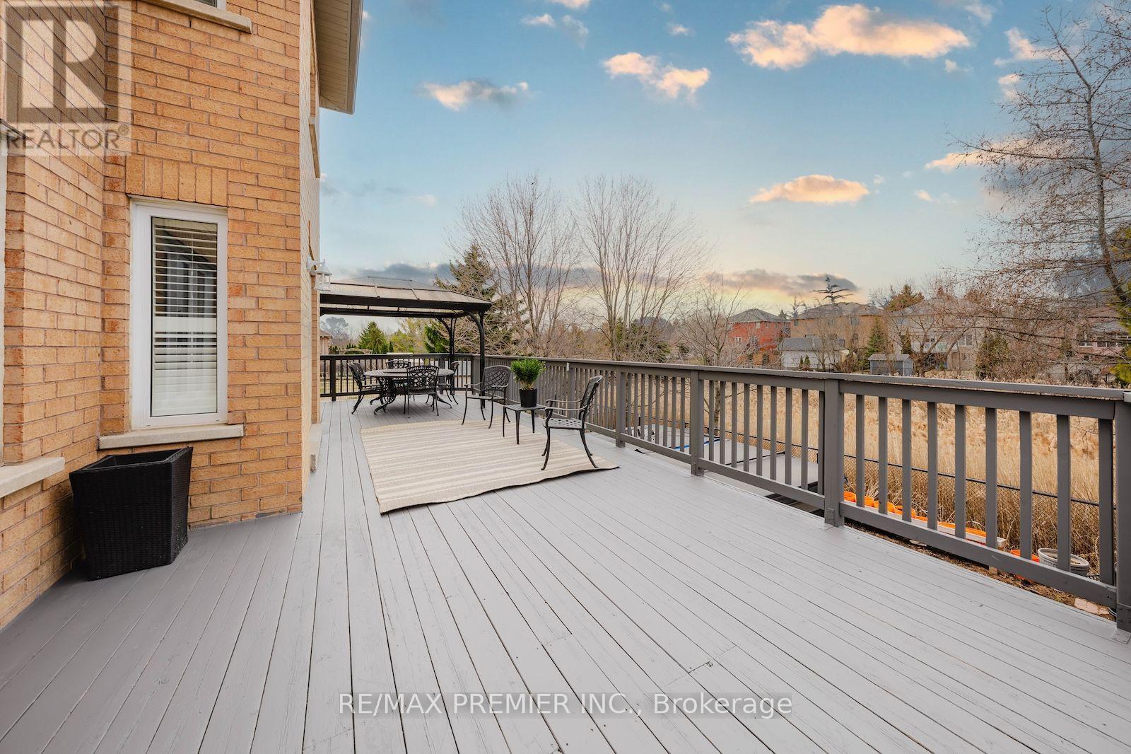 Upper - 16 St Michele Place, Vaughan, Ontario L4H 1H3 - Photo 22 - N13620244