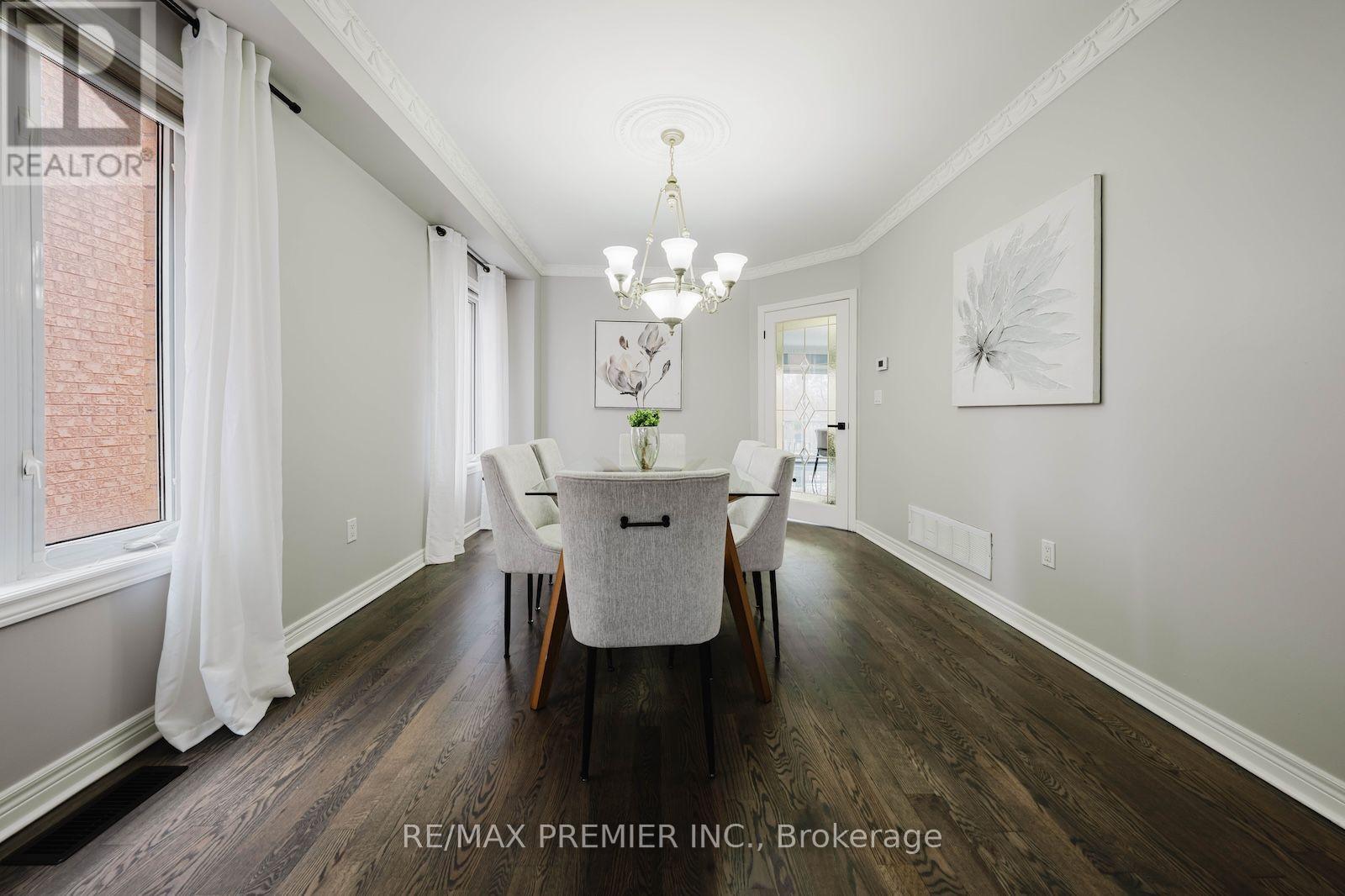 Upper - 16 St Michele Place, Vaughan, Ontario L4H 1H3 - Photo 25 - N13620244