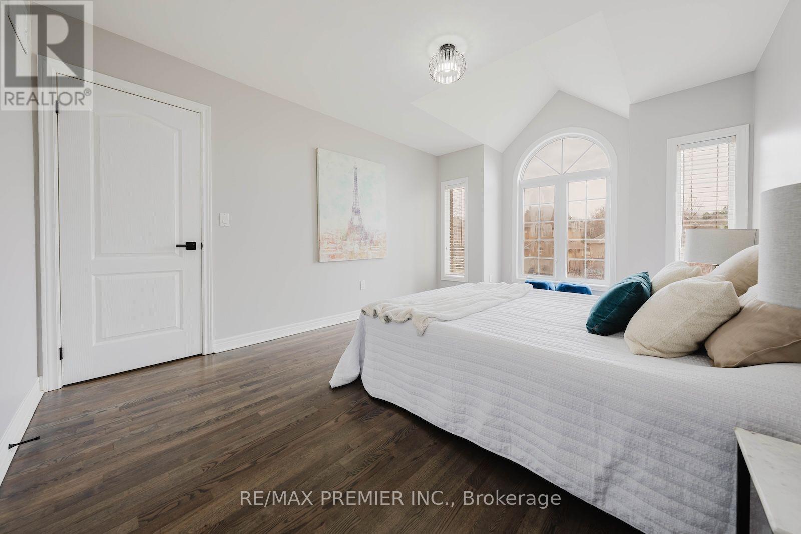 Upper - 16 St Michele Place, Vaughan, Ontario L4H 1H3 - Photo 36 - N13620244