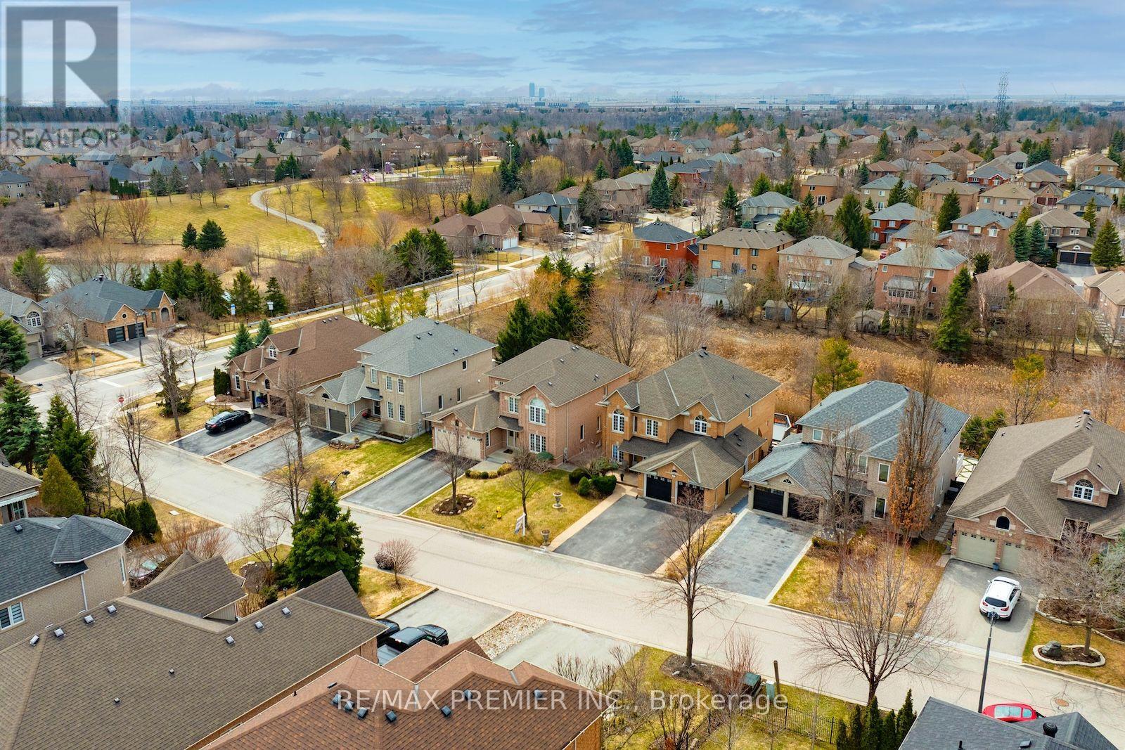 Upper - 16 St Michele Place, Vaughan, Ontario L4H 1H3 - Photo 39 - N13620244