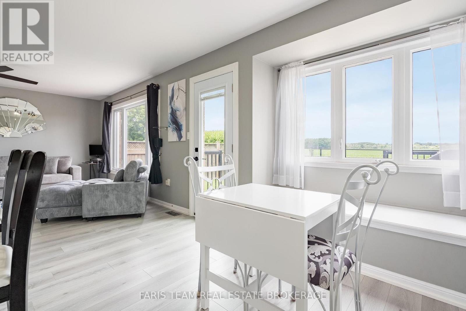 64 John W Taylor Avenue, New Tecumseth, Ontario  L9R 0E1 - Photo 11 - N13620268