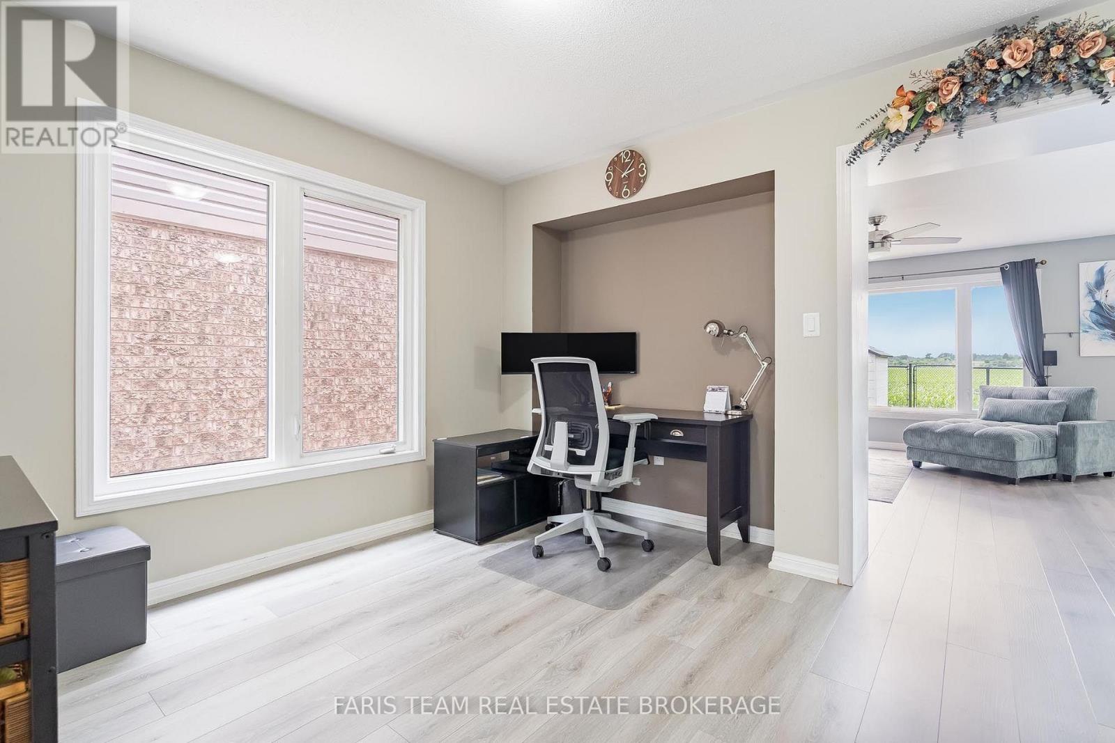 64 John W Taylor Avenue, New Tecumseth, Ontario  L9R 0E1 - Photo 16 - N13620268