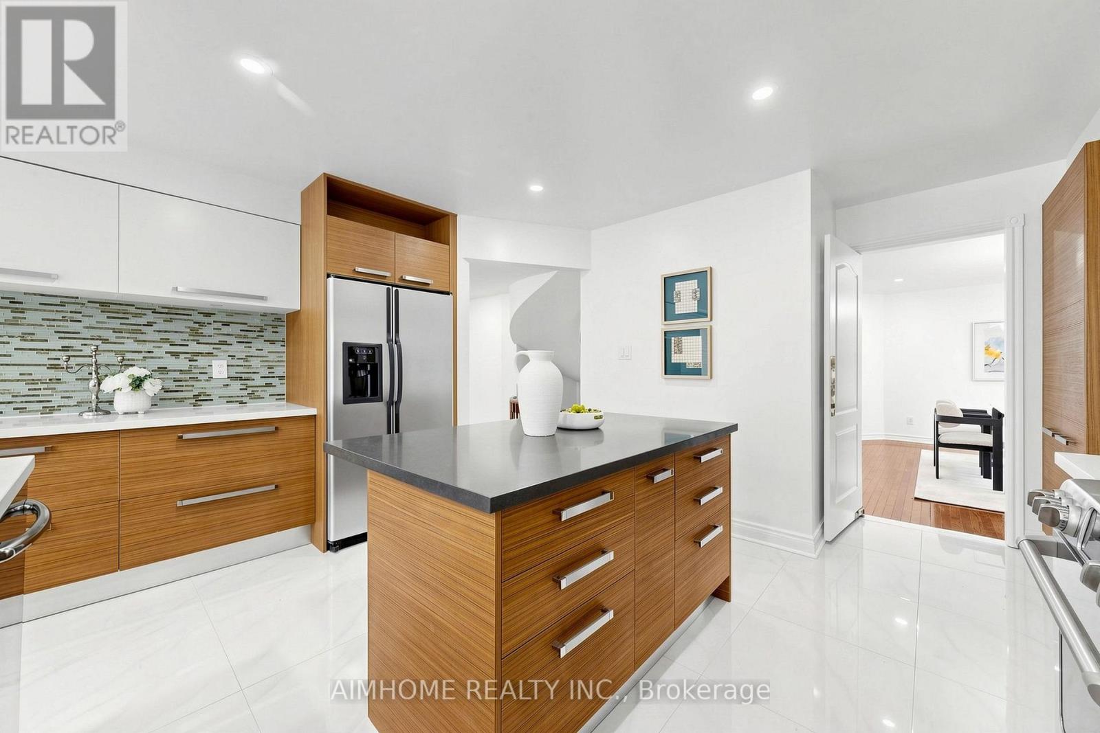 27 Melchior Crescent, Markham (Buttonville), Ontario  L3R 9A5 - Photo 6 - N13620292