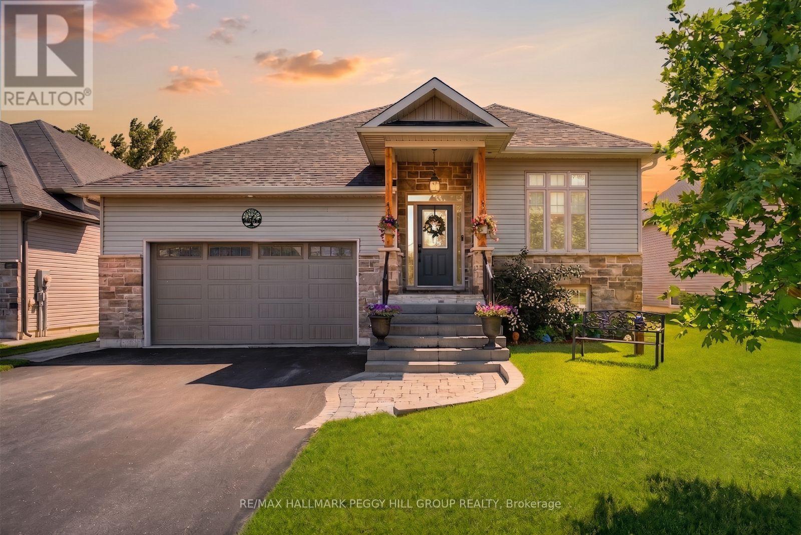 2967 Earl Street, Innisfil, Ontario  L9S 3E2 - Photo 1 - N13620320