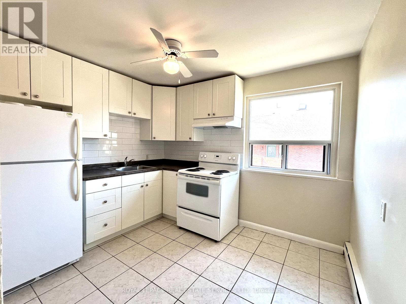 3 - 2329 Belyea Street, Oakville, Ontario  L6L 1N4 - Photo 10 - W13620120