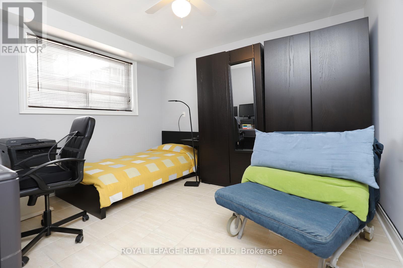 2694 Truscott Drive, Mississauga, Ontario  L5J 2B7 - Photo 20 - W13620336