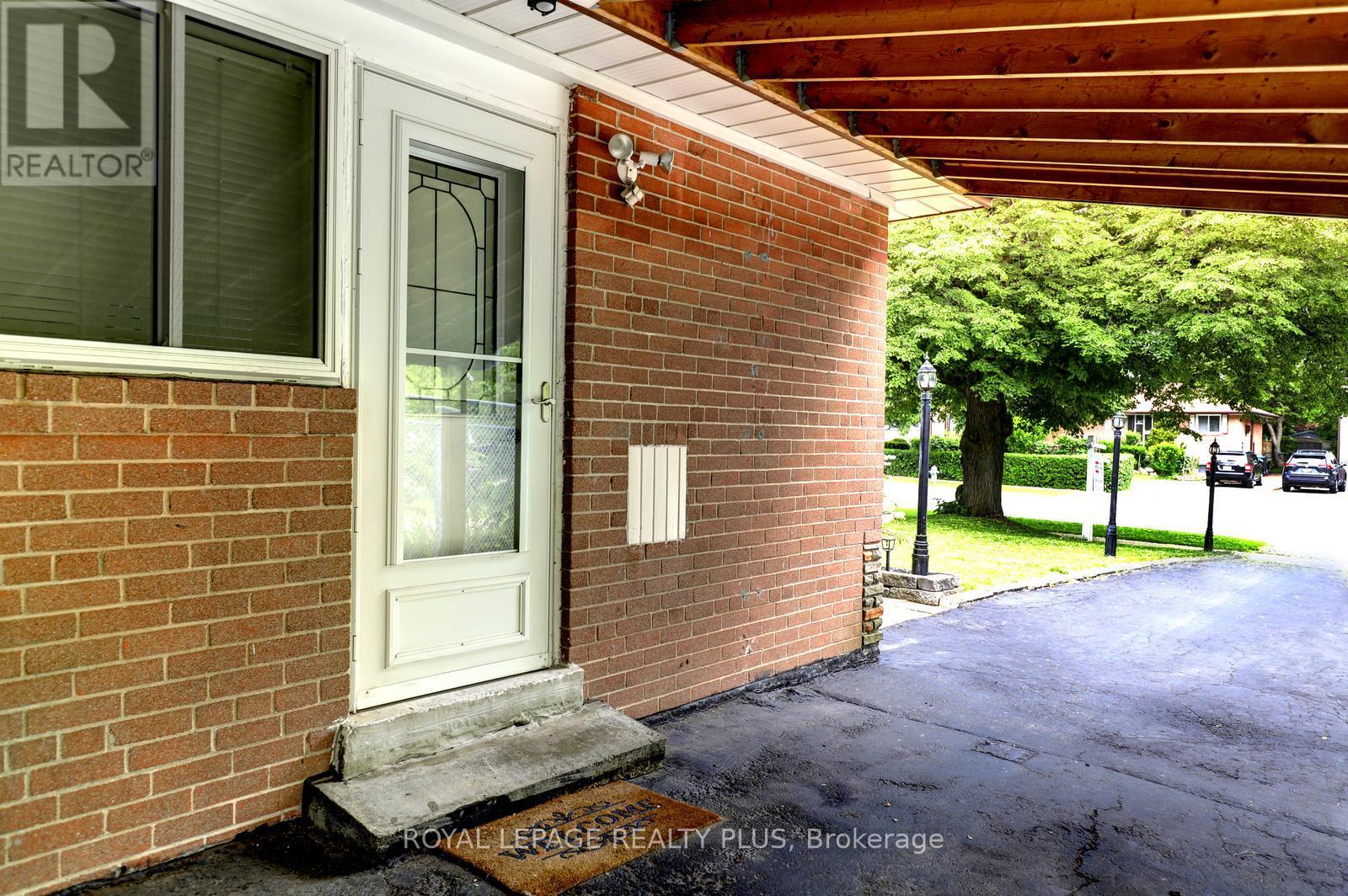 2694 Truscott Drive, Mississauga, Ontario  L5J 2B7 - Photo 34 - W13620336