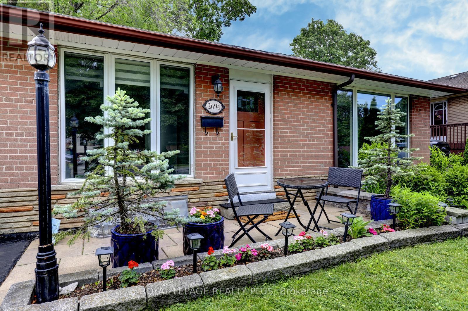 2694 Truscott Drive, Mississauga, Ontario  L5J 2B7 - Photo 4 - W13620336