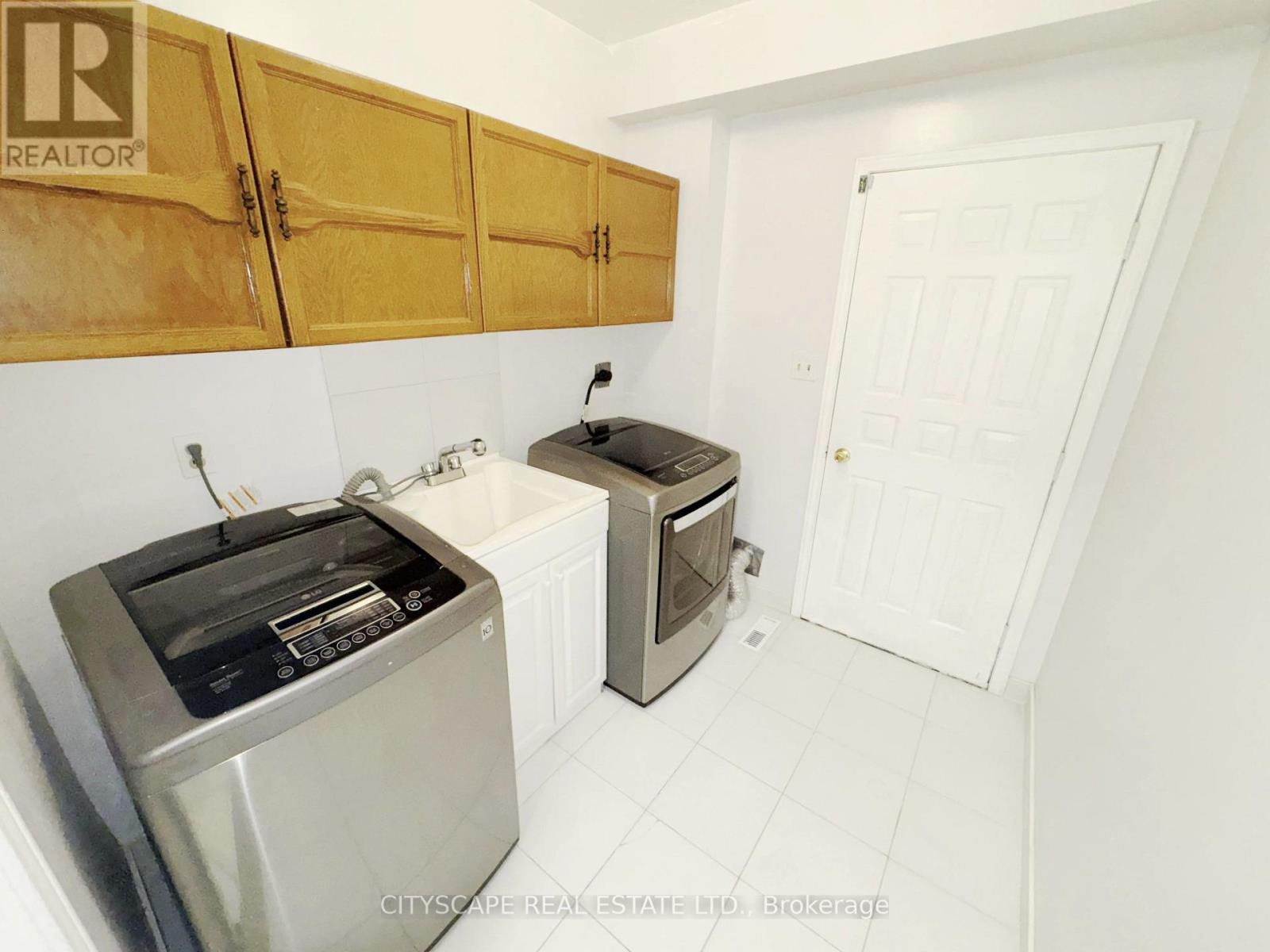 3 Gervais Drive, Brampton, Ontario  L6Y 2V3 - Photo 32 - W13620344