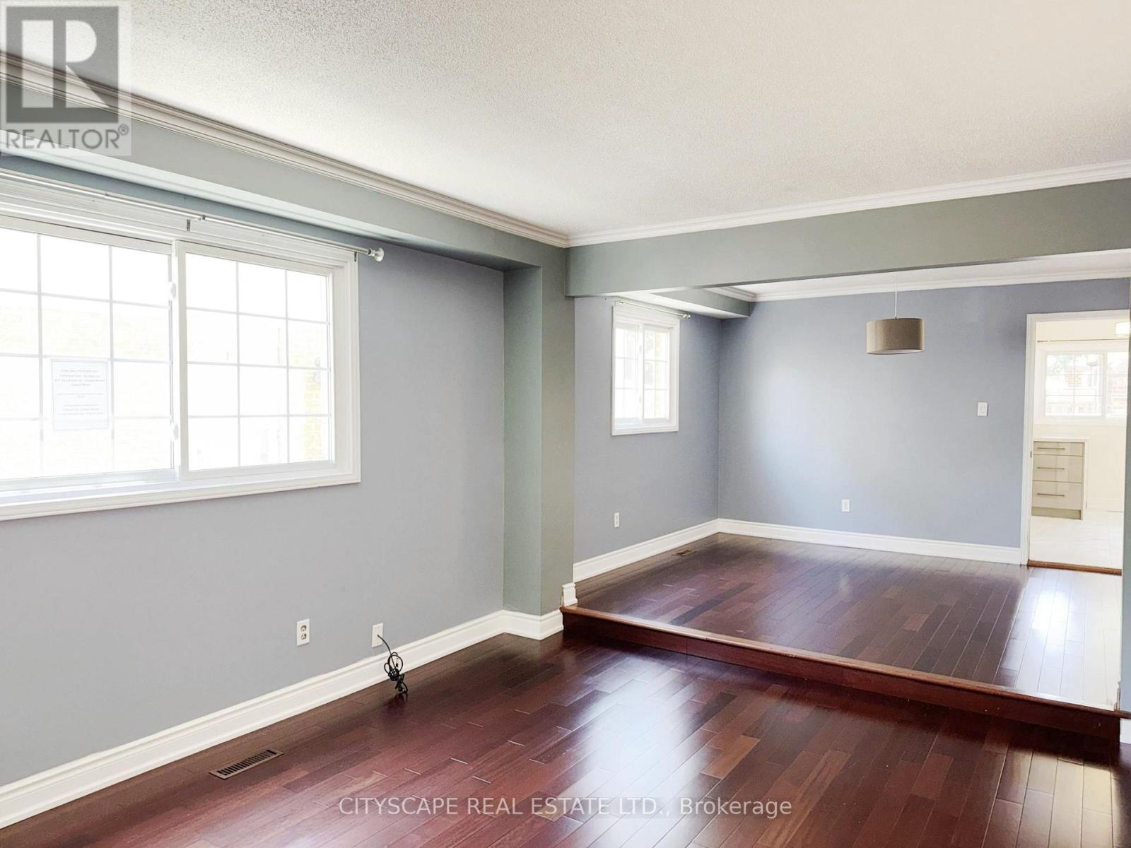 3 Gervais Drive, Brampton, Ontario  L6Y 2V3 - Photo 5 - W13620344