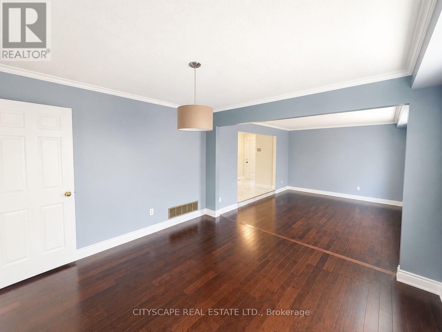 3 Gervais Drive, Brampton, Ontario  L6Y 2V3 - Photo 7 - W13620344