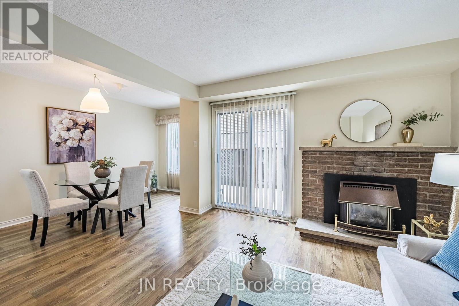 15 Gatwick Lane, Brampton, Ontario L6S 2E4 - Photo 10 - W13620350