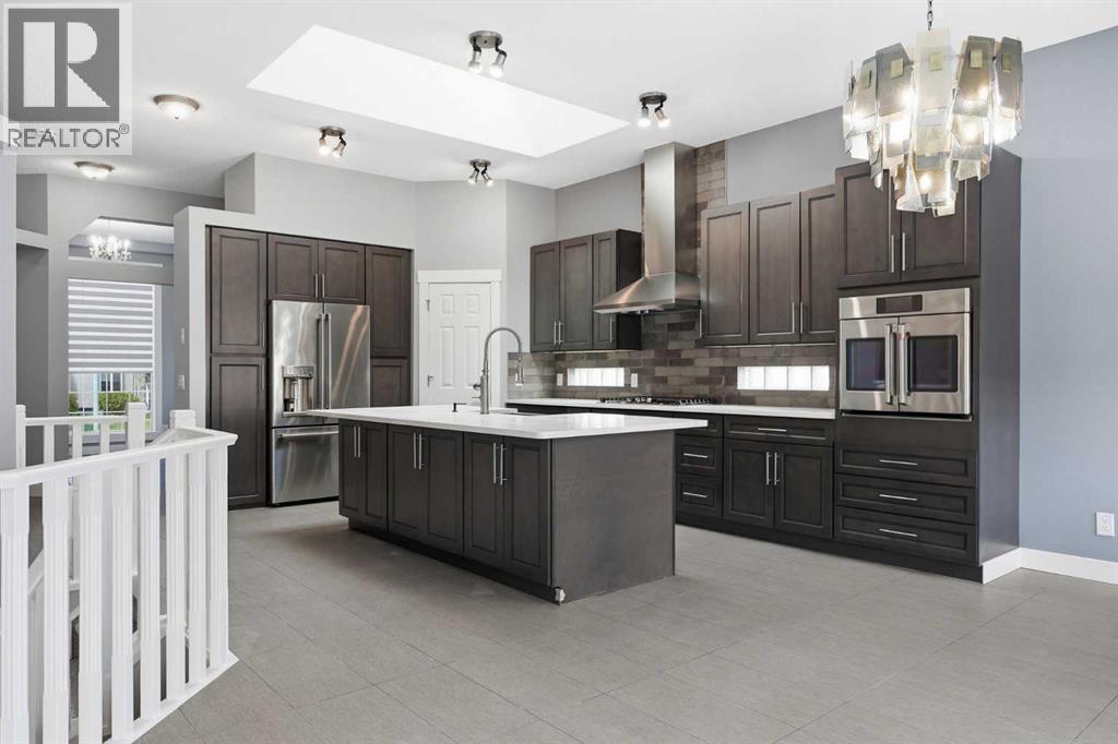 209 Oakmere Close, Chestermere, Alberta  T1X 1L1 - Photo 7 - A2318235