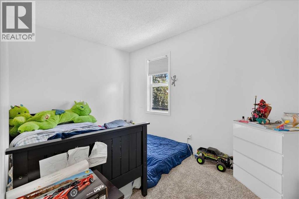 137 Bridlewood Lane SW, Calgary, Alberta  T2Y 3X8 - Photo 32 - A2328938