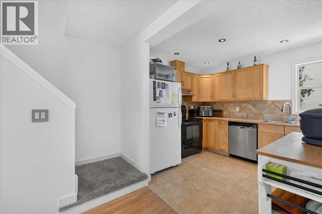137 Bridlewood Lane SW, Calgary, Alberta  T2Y 3X8 - Photo 15 - A2328938