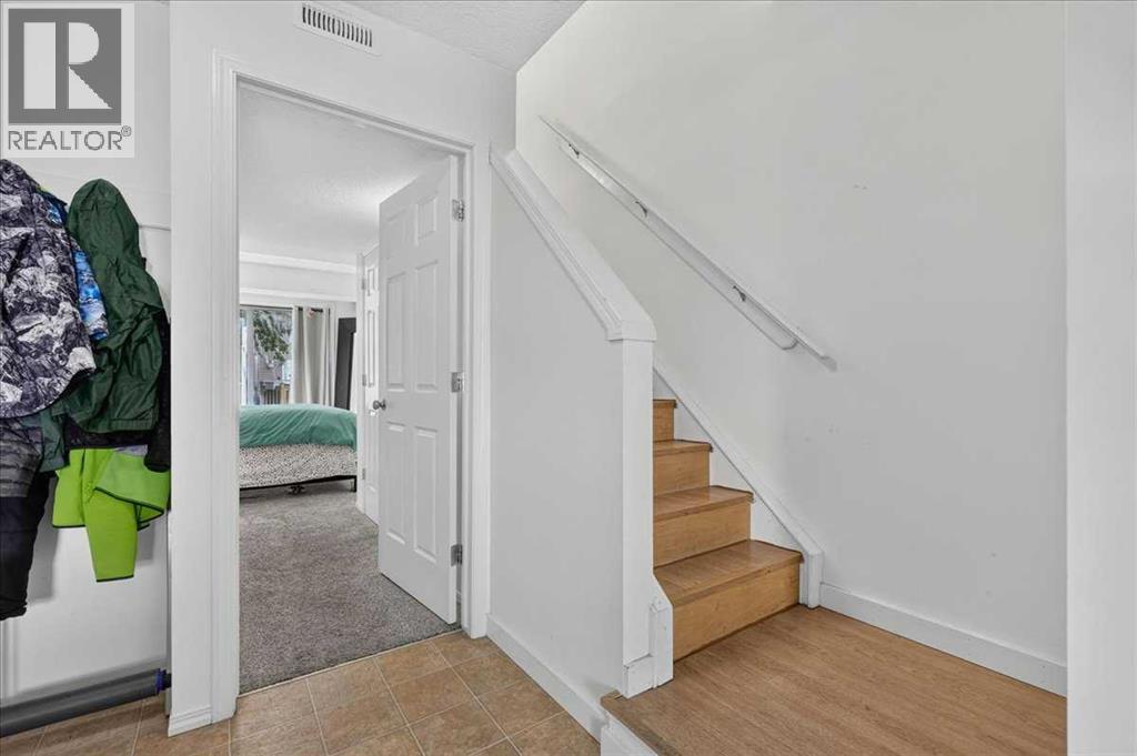 137 Bridlewood Lane SW, Calgary, Alberta  T2Y 3X8 - Photo 10 - A2328938