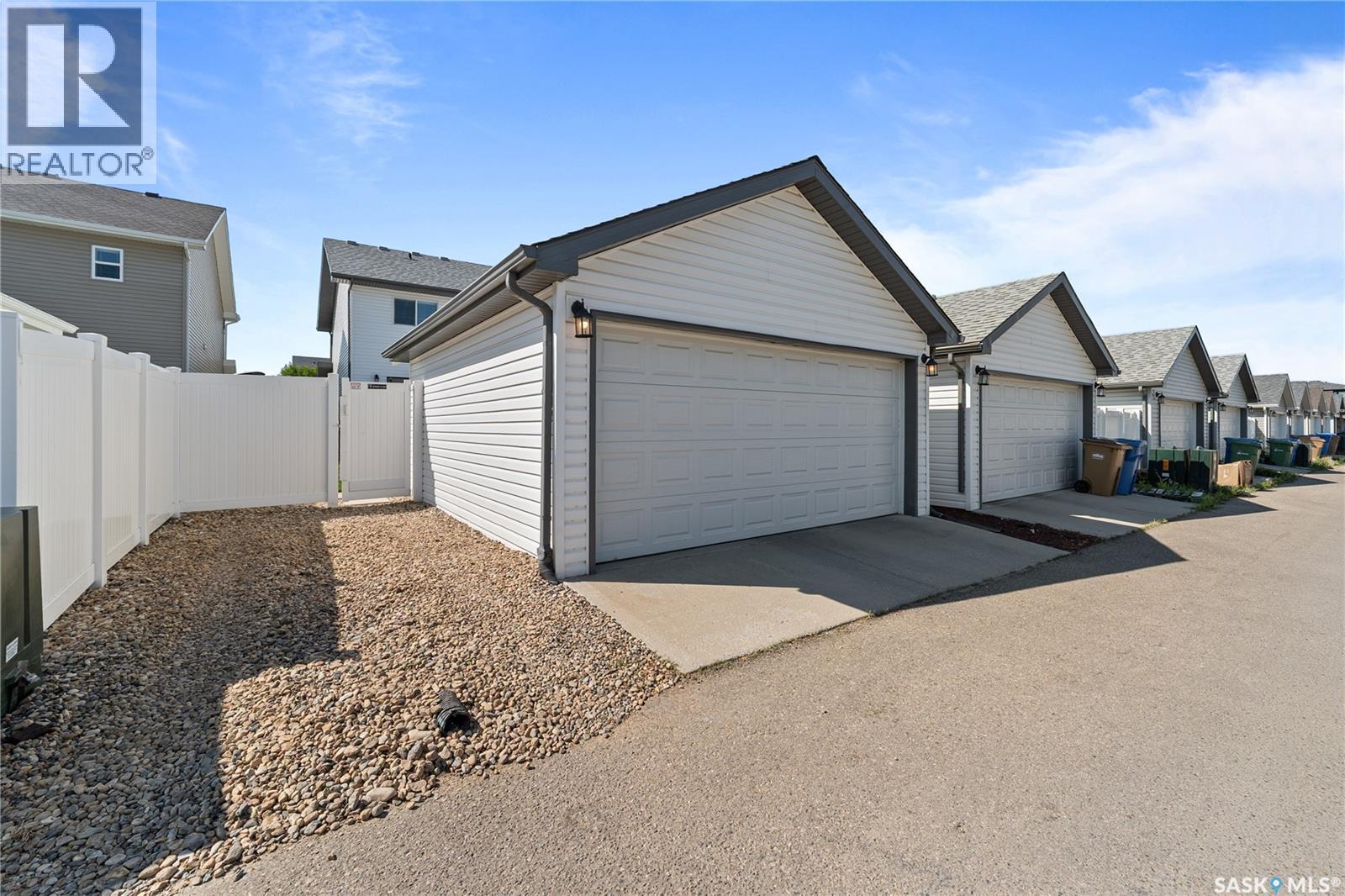 4538 Green Rock Road E, Regina, Saskatchewan  S4V 3K4 - Photo 47 - SK043936