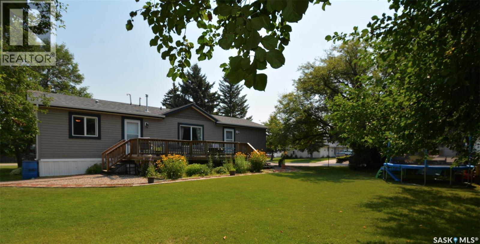 520 Assiniboia AVENUE, Southey, Saskatchewan