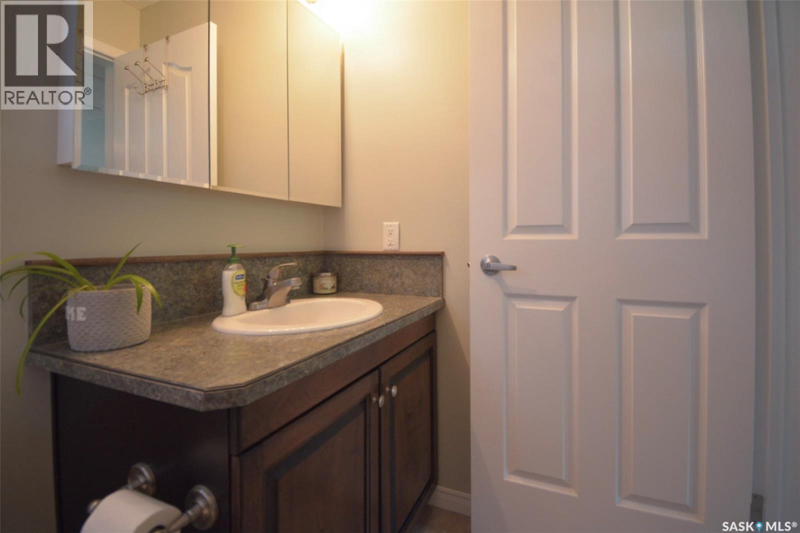 520 Assiniboia Avenue, Southey, Saskatchewan S0G 4P0 - Photo 29 - SK043899