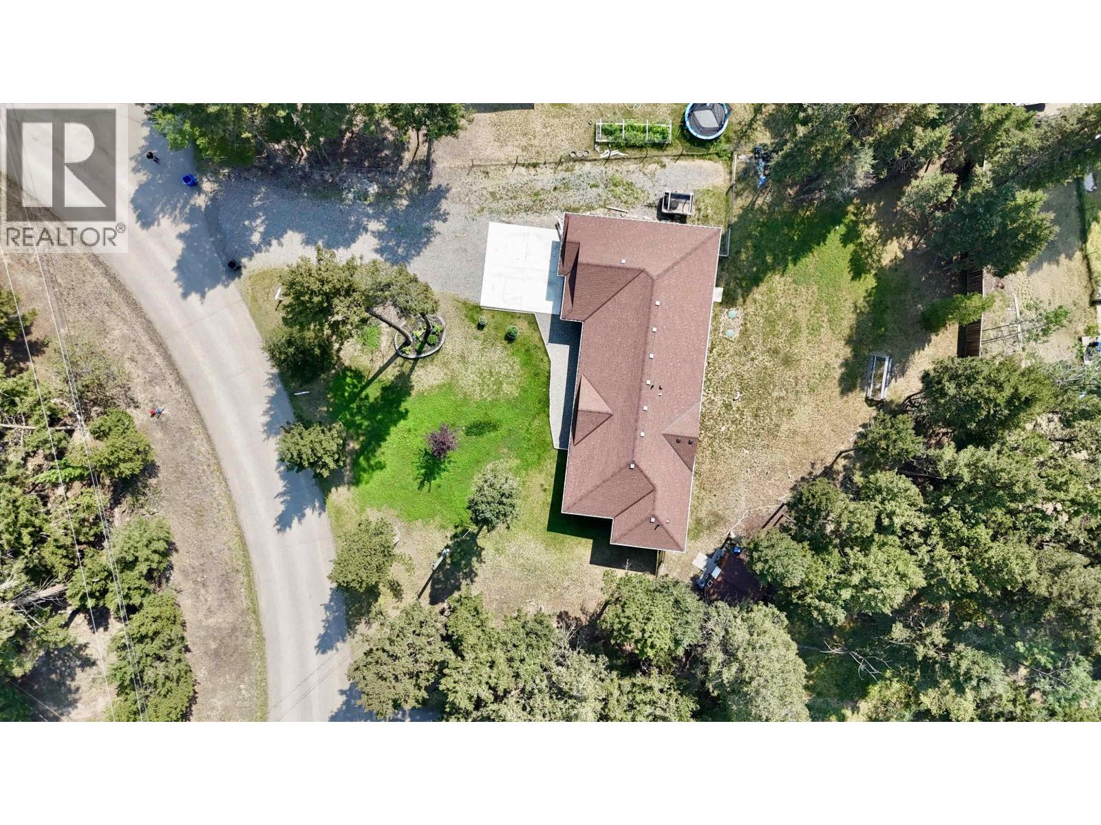 5276 Chintu Drive, 108 Mile Ranch, British Columbia  V0K 2Z0 - Photo 3 - R3097304