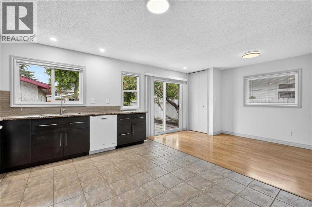 4707 Brockington Road NW, Calgary, Alberta  T2L 1R5 - Photo 11 - A2330736