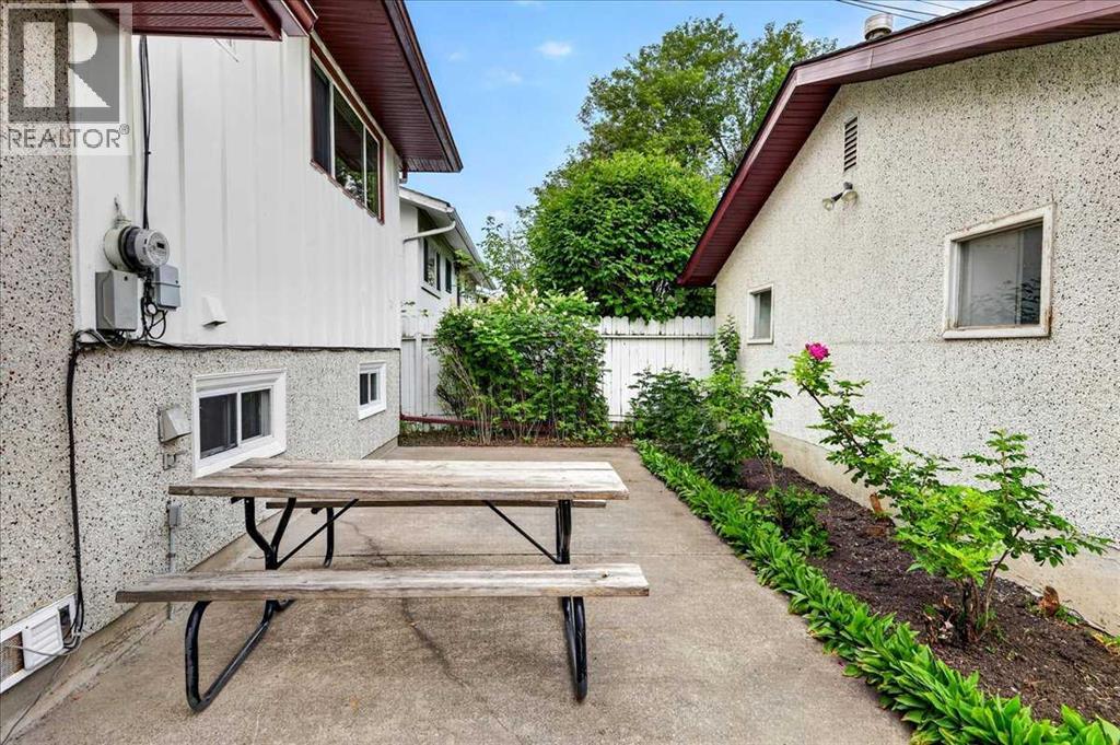 4707 Brockington Road NW, Calgary, Alberta  T2L 1R5 - Photo 35 - A2330736