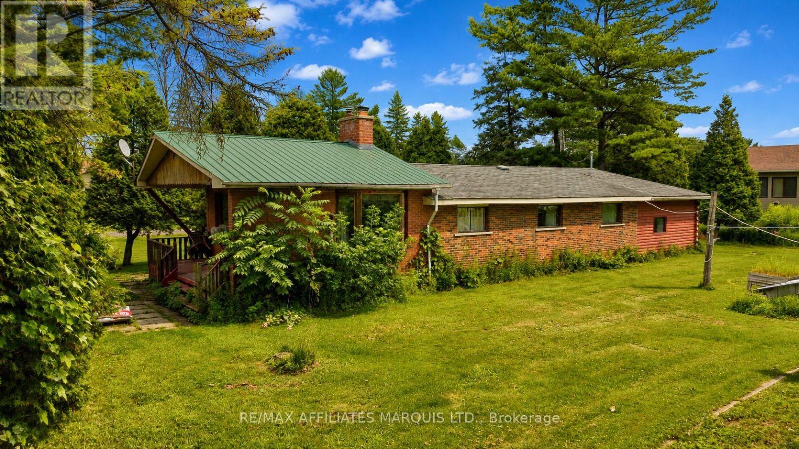 6254 94th Ave-Danaher Avenue, South Glengarry, Ontario  K0C 1E0 - Photo 3 - X13620520