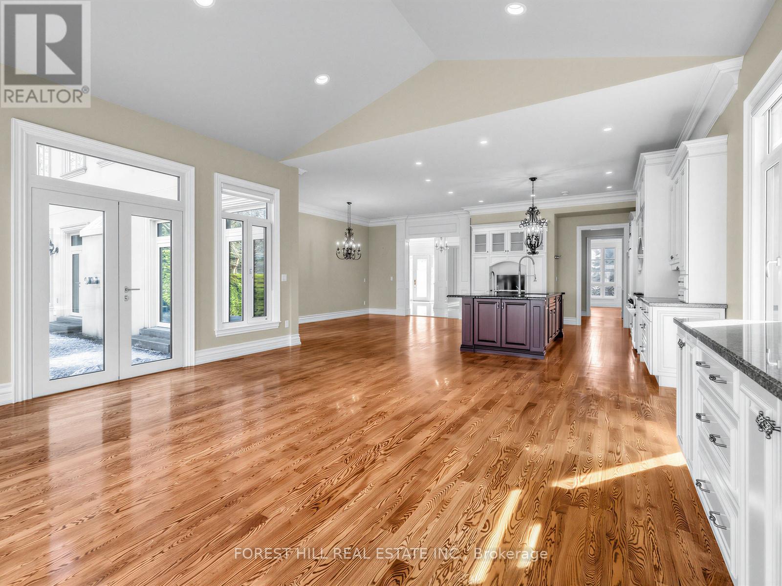 8 Colvestone Road, Toronto, Ontario  M2L 1X3 - Photo 17 - C12977266